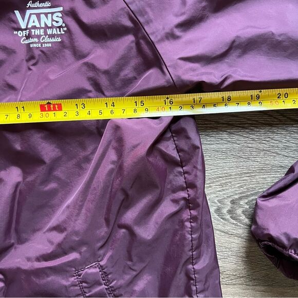 Vans Red Torrey Lined Snap Front Windbreaker Jacket Coat Youth size Medium - Picture 8 of 9